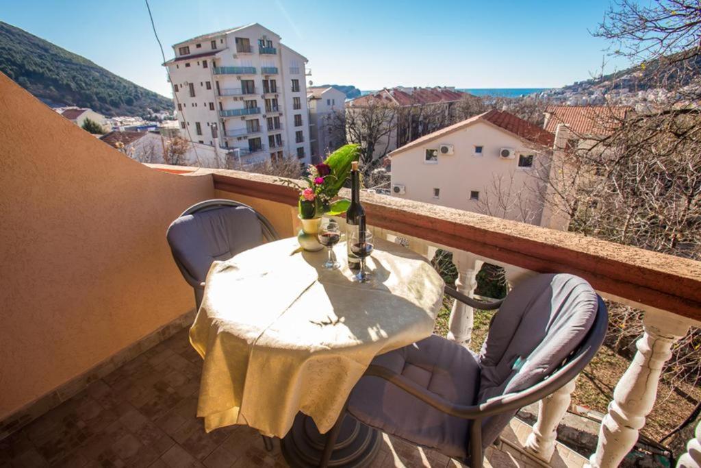 Sunny Villa Apartments Budua Esterno foto